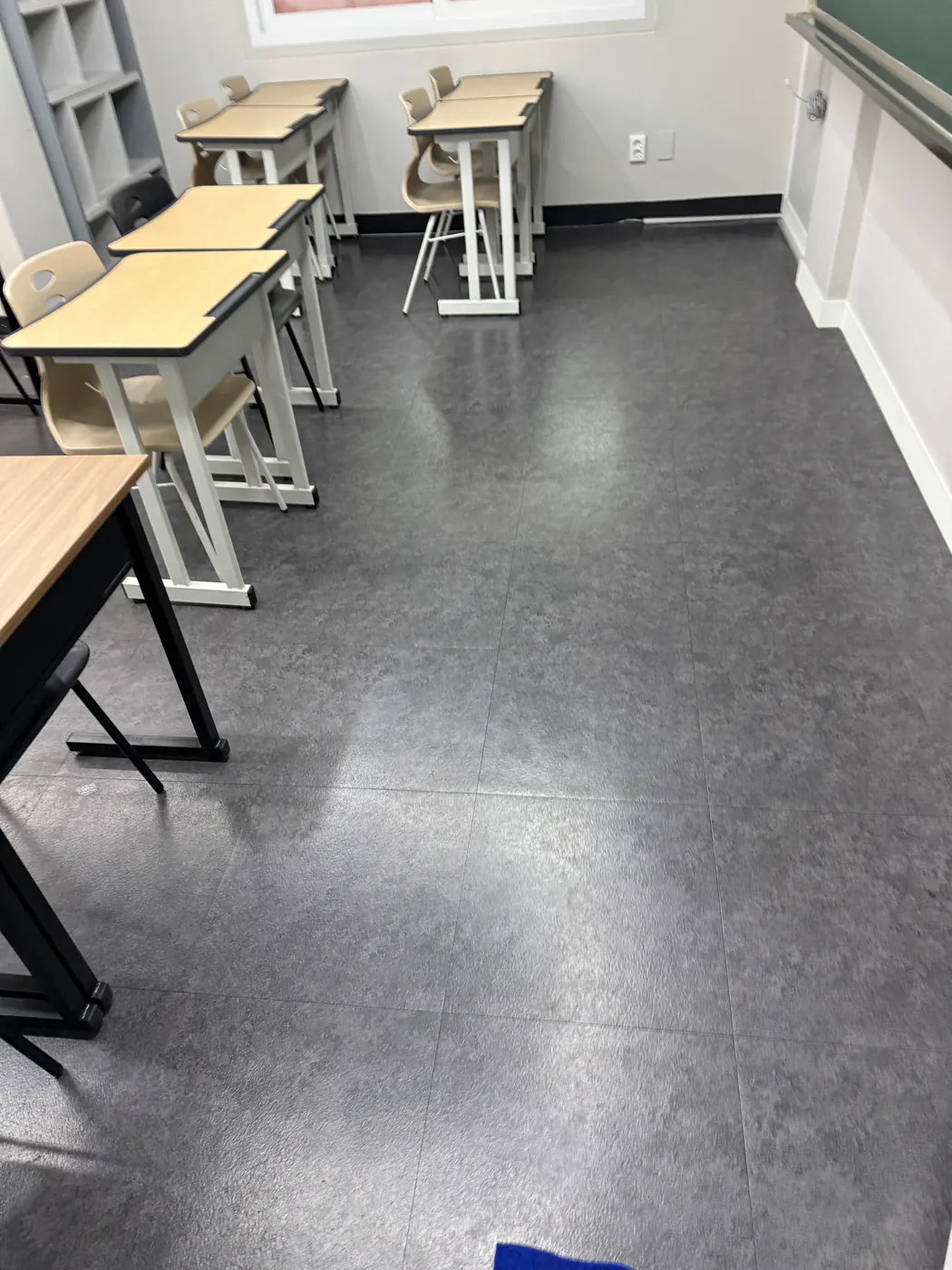복도 바닥 관리 — 안동시 학원청소 현장