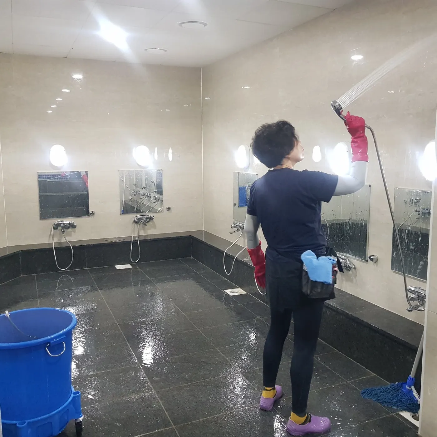 고압 세척 — 안계면 목욕탕청소 현장