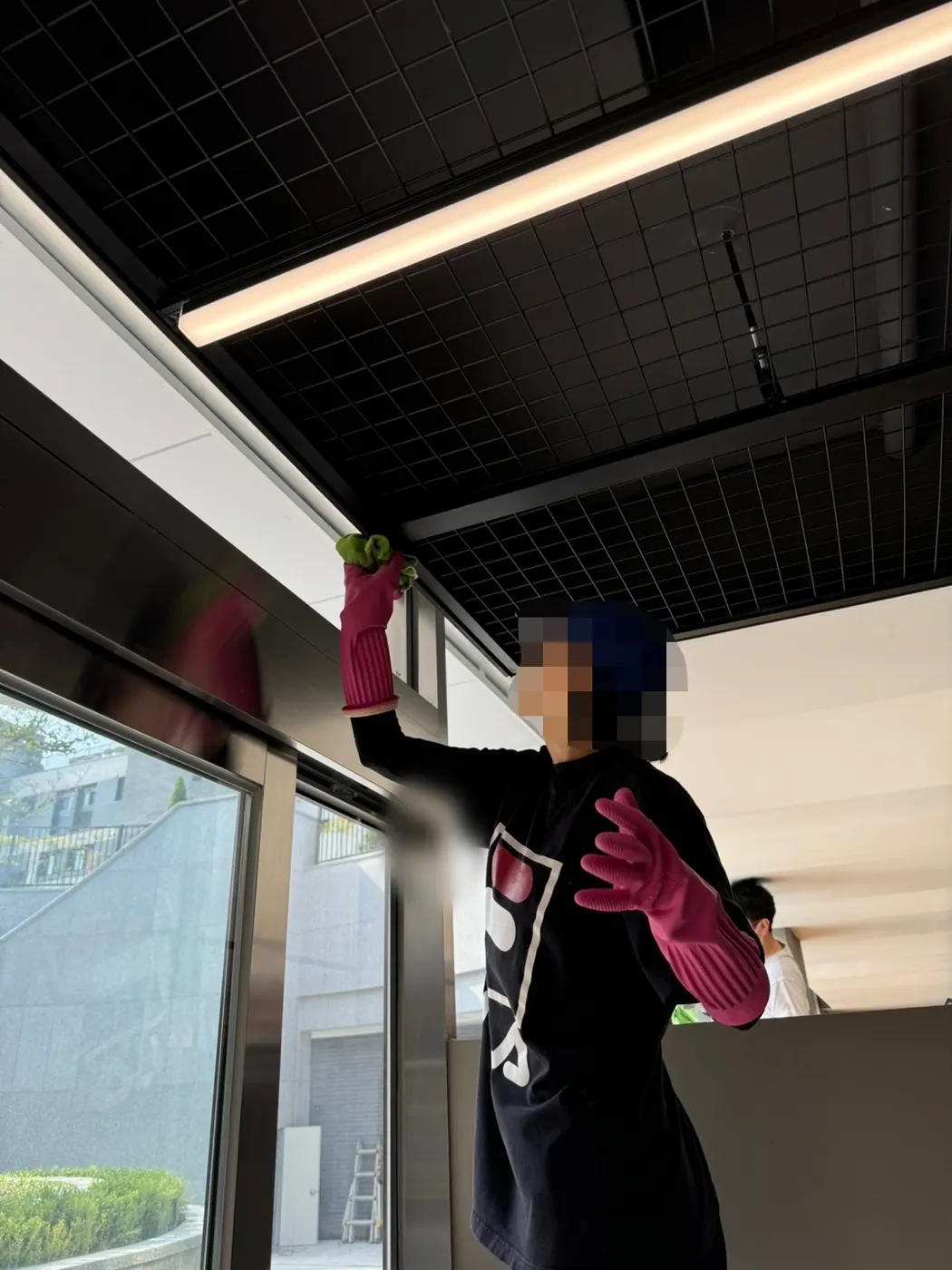 세정 진행 — 안동시 헬스장청소 현장