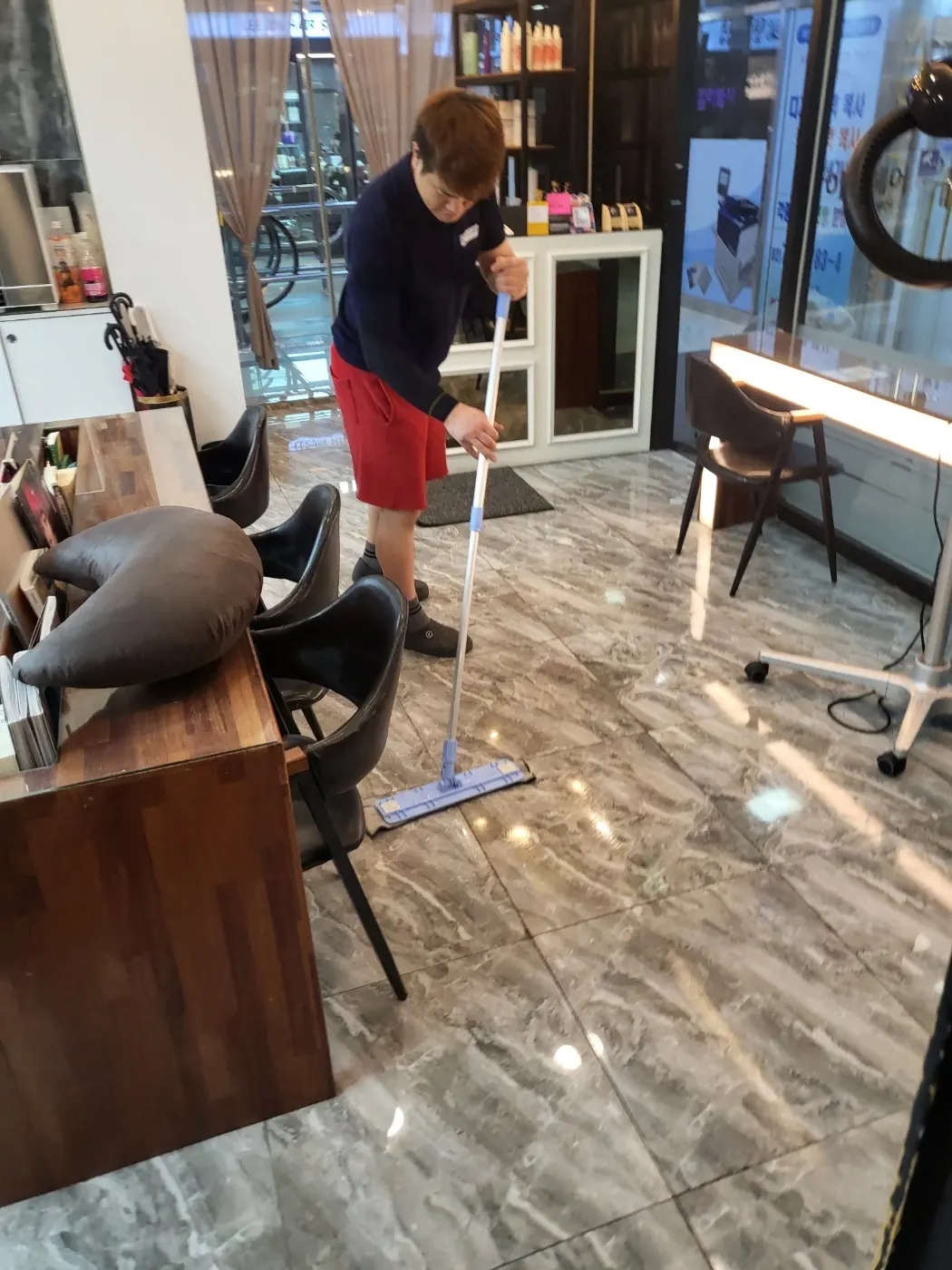 세정 진행 — 영양군 미용실청소 현장