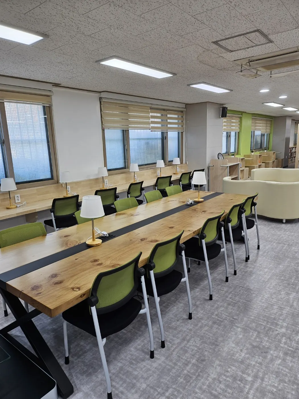 지보면 학교청소 시공 현장 — 교실 마감